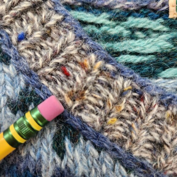 Vintage L.L. Bean Pure Wool Cardigan Sweater Floral Fair Isle Cottagecore Cabin - Picture 11 of 13